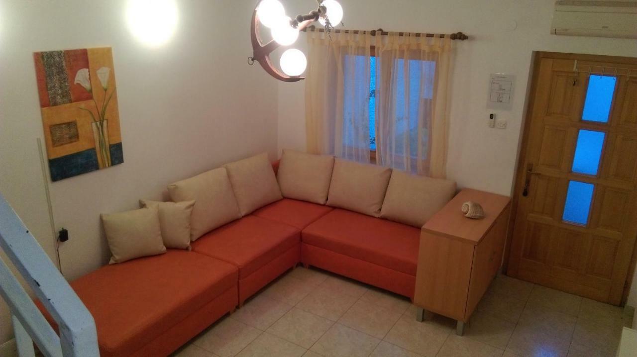 Apartman Restovic Bol Dış mekan fotoğraf