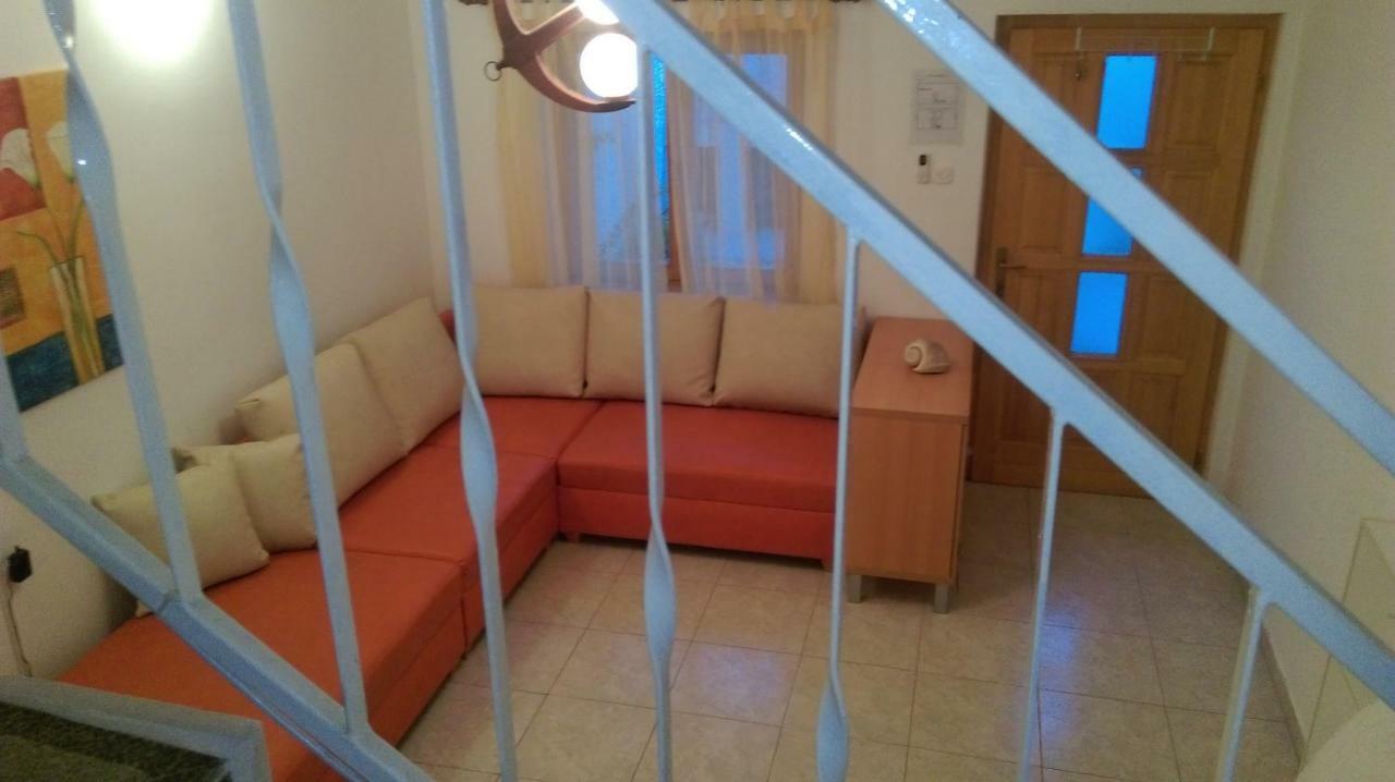 Apartman Restovic Bol Dış mekan fotoğraf