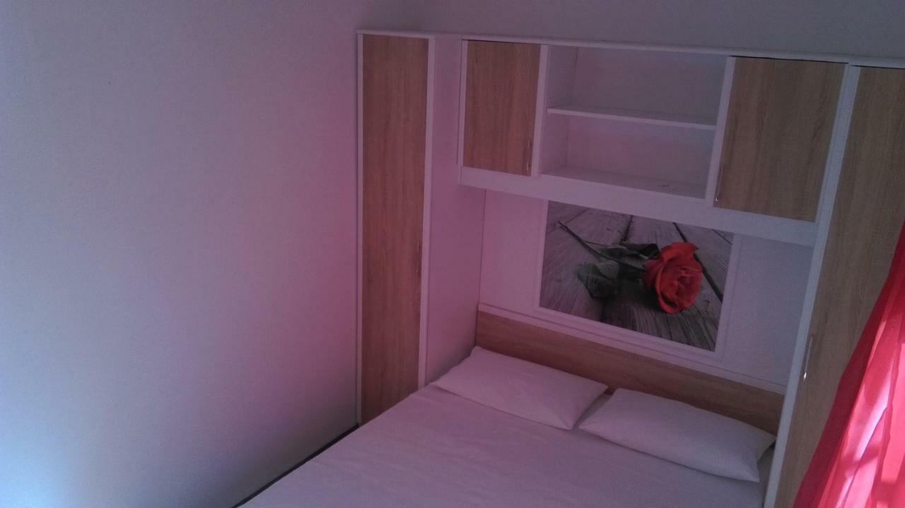 Apartman Restovic Bol Dış mekan fotoğraf